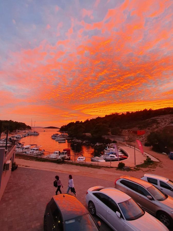 Plavi Val Apartments Tribalj المظهر الخارجي الصورة