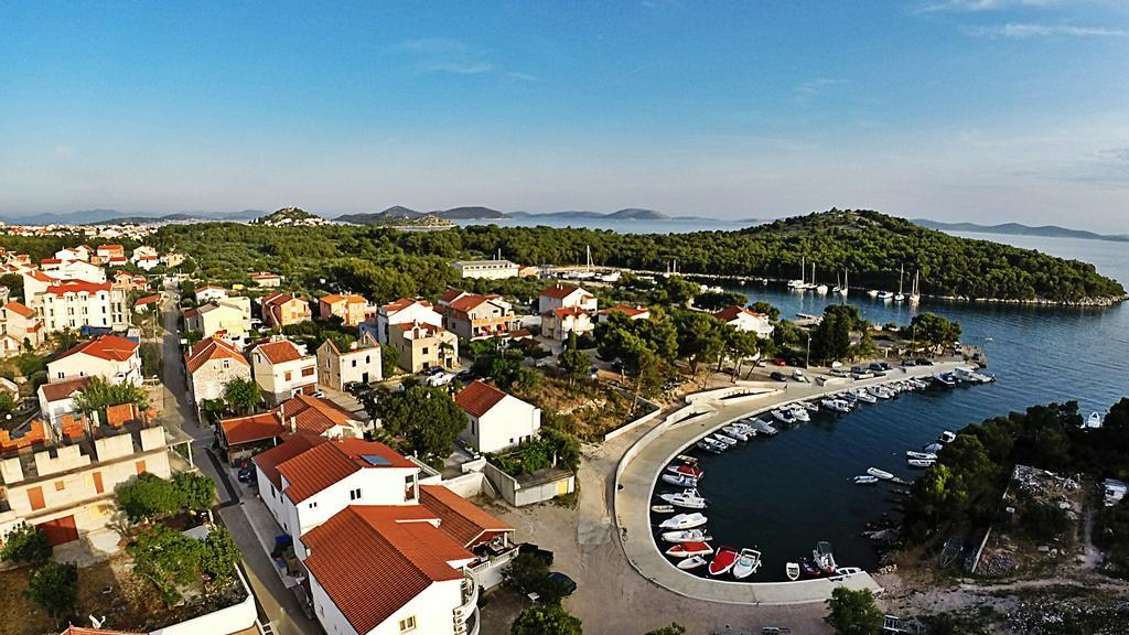 Plavi Val Apartments Tribalj المظهر الخارجي الصورة